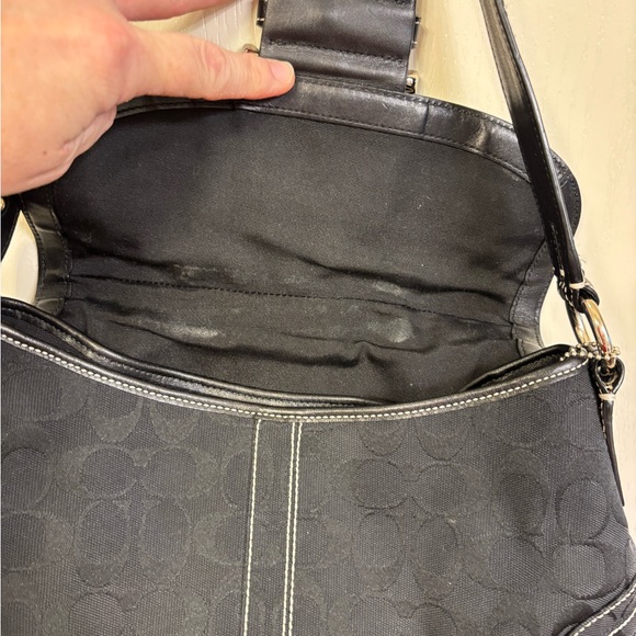 Coach soho 10297 signature shoulder bag with dust bag - Picture 15 of 16